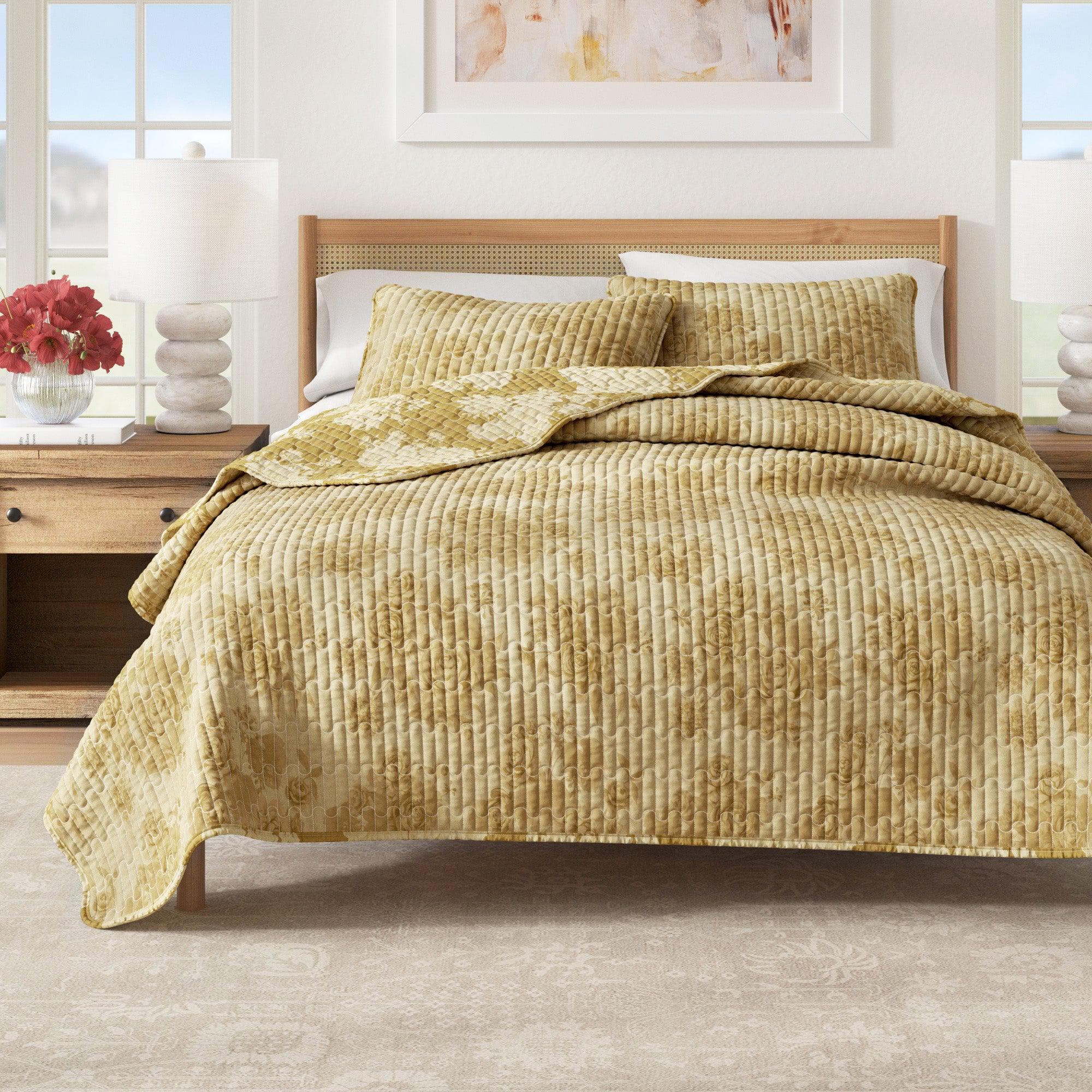 Floral Printed Cotton Quilt Set - Corin Collection